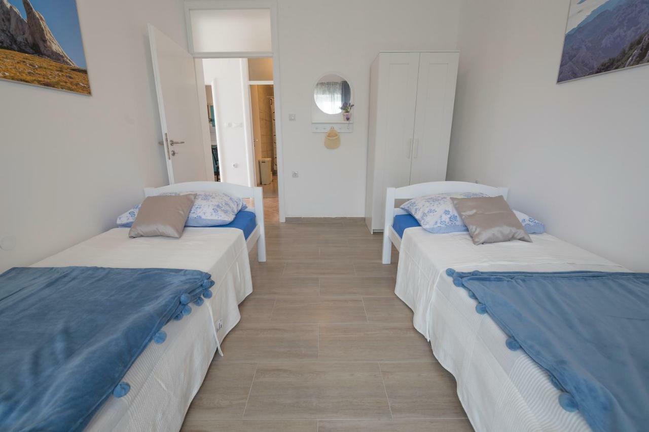 סנג' Apartments Mediterano מראה חיצוני תמונה